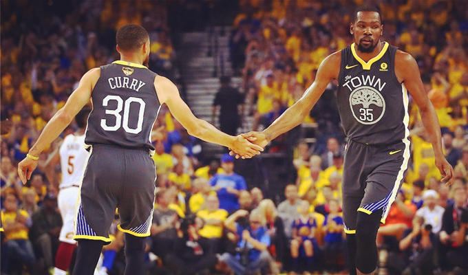 尼克斯目前客场战绩1胜5负，创2019年以来最差客场开局（尼克斯客场仅1胜5负，创自2019年以来最差开局）