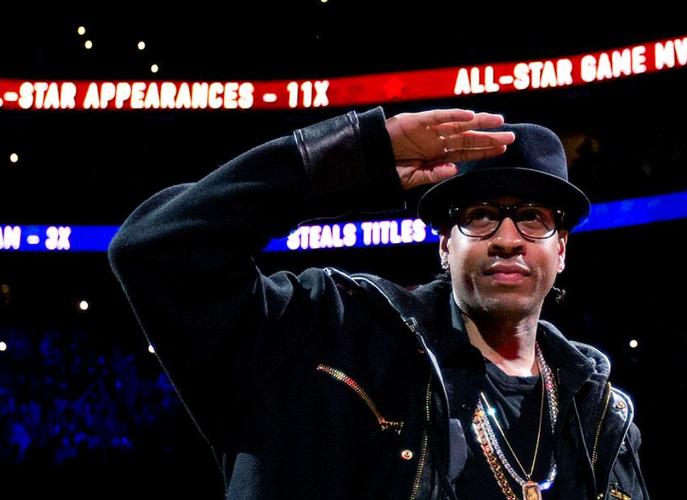 替补席没啥存在感！湖人首发5虎合砍102分（板凳隐身！湖人首发五将合砍102分）