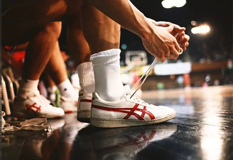 日职乙战报：范登伯格读秒绝平，磐田喜悦2-2山形山神（日职乙赛报：范登伯格补时压哨扳平，磐田喜悦2-2战平山形山神）