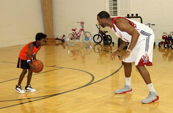 德天空：热刺将承担帕利尼亚的全部薪水，未来几天进行体检（德天空：热刺将全额支付帕利尼亚工资，近日安排体检）